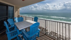 Condo, 3 habitaciones | Restaurante al aire libre
