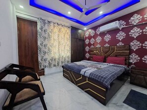 3 chambres, draps fournis