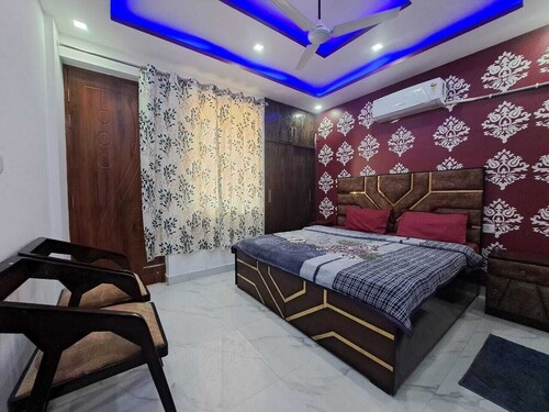 CASTLE INN HOMESTAY