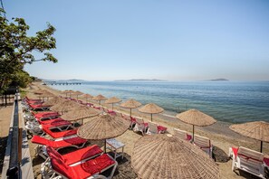 Am Strand, Liegestühle
