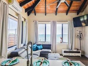 Smart TV, stereo, computer monitors