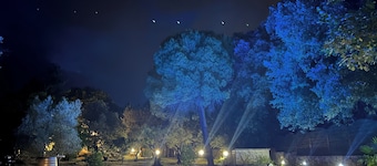 Lodge dans la garrigue