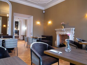 Daily buffet breakfast for a fee - Palladian Hotel (Kraków)