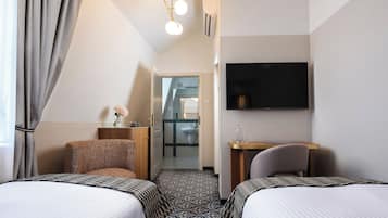 Standard Double or Twin Room | In-room safe, desk, iron/ironing board, free WiFi