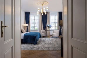 Main Square View Apartment