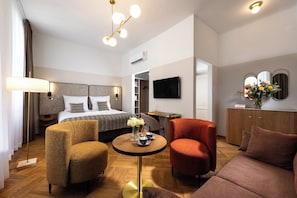 Superior-Doppel- oder -Zweibettzimmer