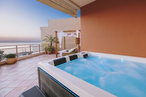 Apartment, Sea View | Private spa tub - Casa Almare Rethymno (Rethymno)
