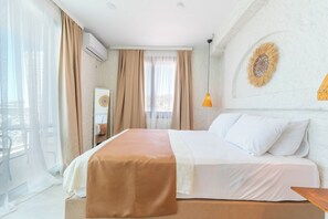 Deluxe Double Room, Balcony, Sea View | Free WiFi - Aporte Hotel  (Çeşme)