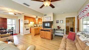 Casa (2 Bedrooms) | Interior