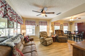 House (2 Bedrooms) | Interior - Family Home on Lake Bridgeport: Pets Welcome! (Chico)