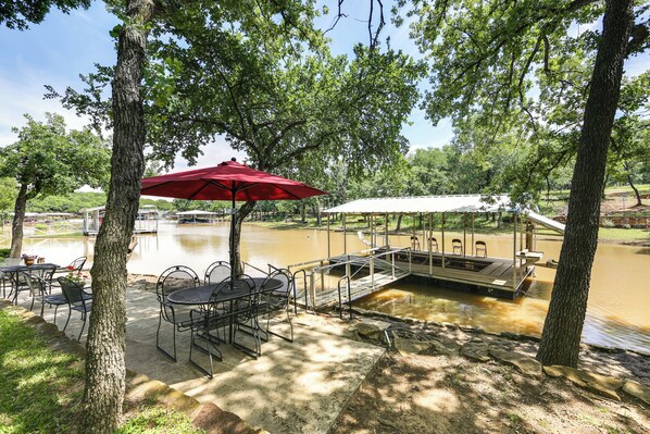 House (2 Bedrooms) | Front of property - Family Home on Lake Bridgeport: Pets Welcome! (Chico)