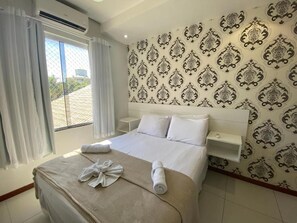 2 chambres, fer et planche à repasser, Wi-Fi, draps fournis