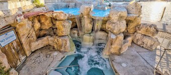 Mariners Club Unit 904, Brand New Completely Remodeled Preferred Partner Listing