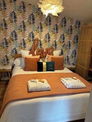 1 chambre, fer et planche Ă repasser, Wi-Fi, draps fournis