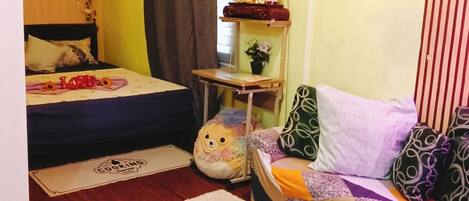 Talo, 1 makuuhuone, esteetön, tupakointi sallittu | Olohuone | Kirjoja