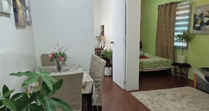 Amigas Transient House