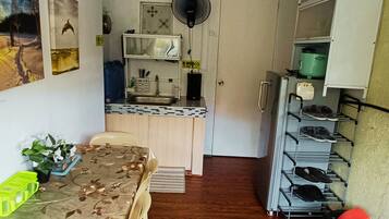 House, 1 Bedroom, Accessible, Smoking | Private kitchen