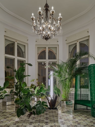  The Benjamin House - self check-in