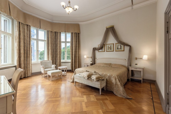 Bureau, Wi-Fi gratuit