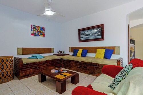 Casa pet Friendly c Piscina e Churrasqueira