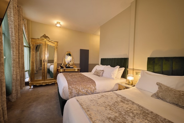 Standard Quadruple Room | Free WiFi