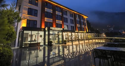 DEMEDERON HOTEL