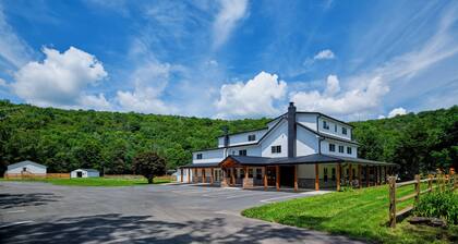 Saddleview Bed & Breakfast