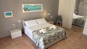 2 bedrooms, iron/ironing board, free WiFi, bed sheets - Terre del Salento Guesthouse (Squinzano)