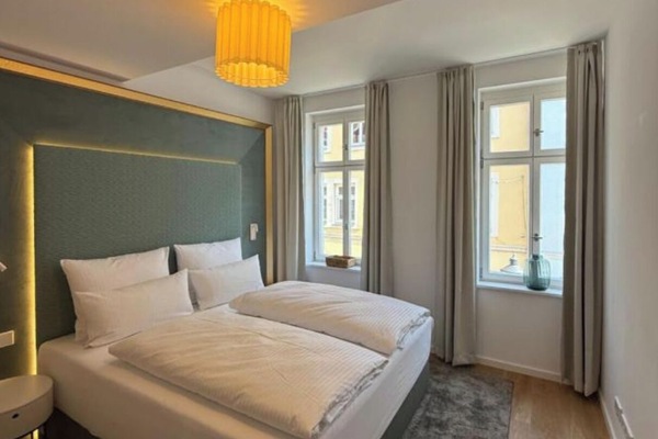 2 makuuhuonetta, silitysrauta/-lauta, vauvan matkasänky, ilmainen Wi-Fi