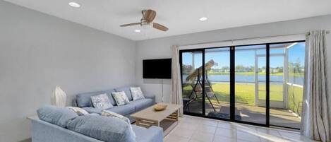 リビング エリア