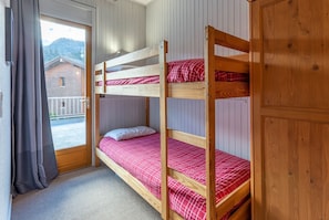 Chambre Quadruple Standard, vue montagne