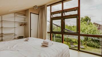 Een strijkplank/strijkijzer, gratis wifi