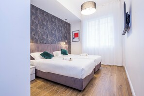 Apartment, 3 Bedrooms, 2 Bathrooms | Laptop workspace, iron/ironing board, free WiFi, bed sheets - Elegant flats in Genoa (Genoa)