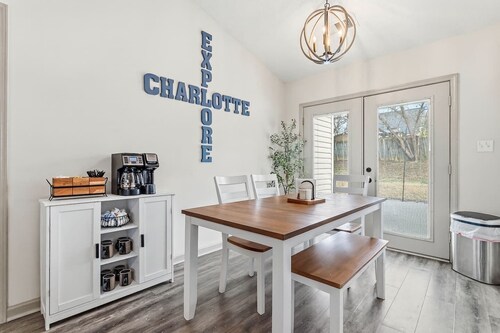Reid Cottage |3Bd/2Bth Ranch |King Beds |Sleeps 8