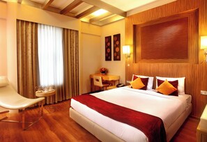 Deluxe Room, Balcony | Desk, laptop workspace