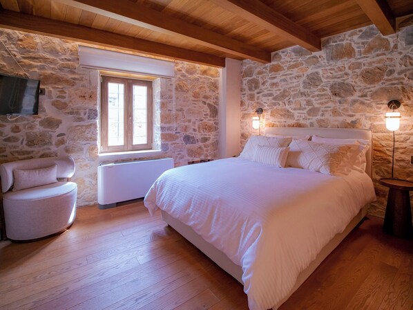 Paritalo | Silitysrauta/-lauta, ilmainen Wi-Fi