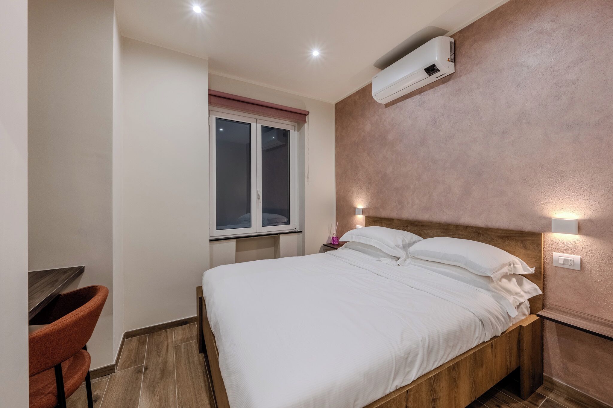 ห้องคอมฟอร์ทดับเบิล | โต๊ะทำงาน, Wi-Fi ฟรี