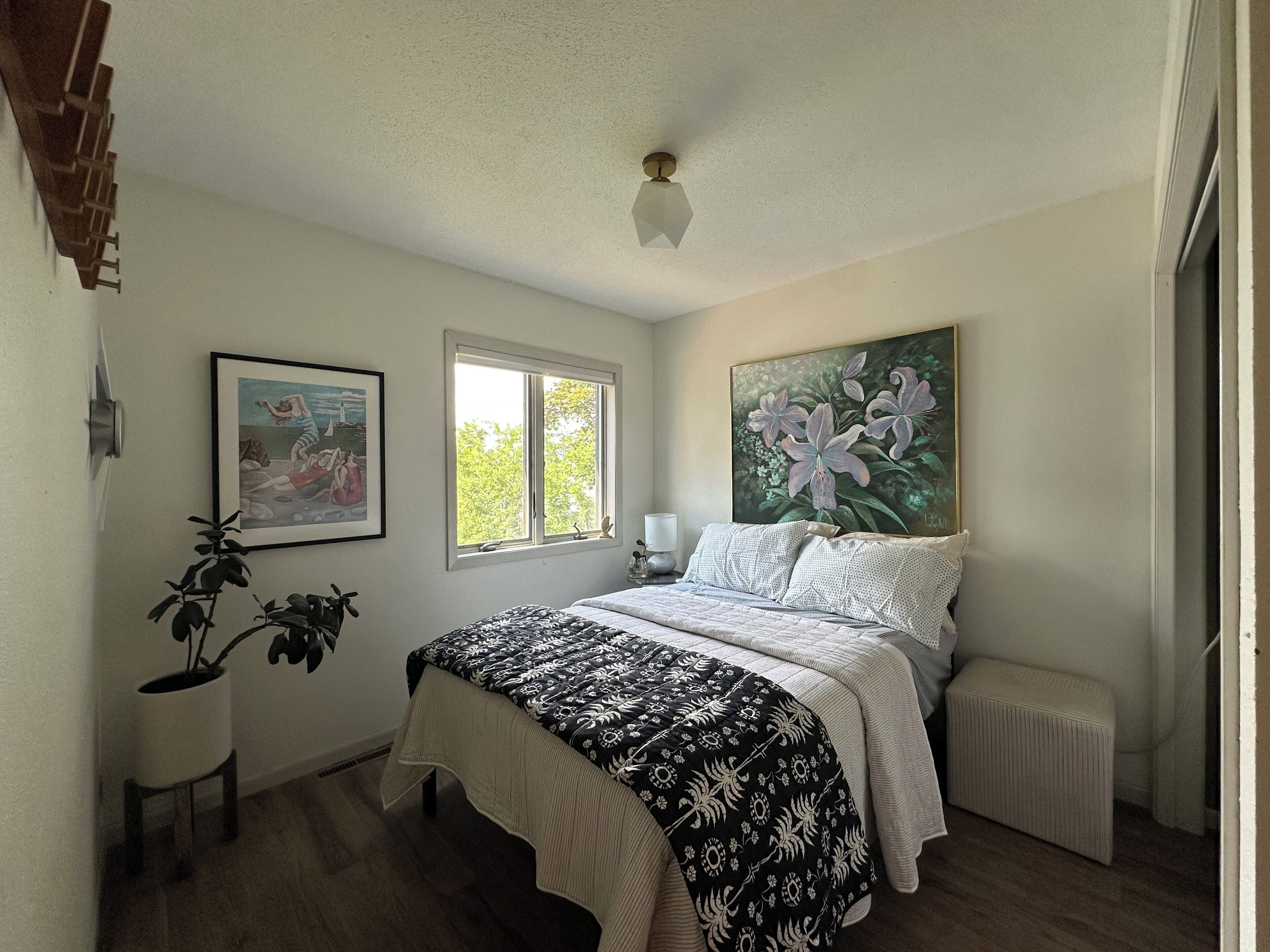 5 chambres, bureau, fer et planche à repasser, Wi-Fi gratuit