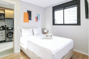 Blackout curtains, iron/ironing board, free WiFi - Vibe Vila Olímpia (Sao Paulo)