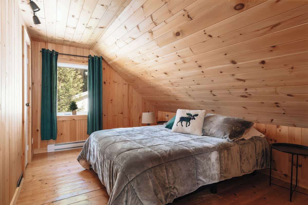 4 Schlafzimmer, Reisekinderbett, WLAN, Bettwäsche