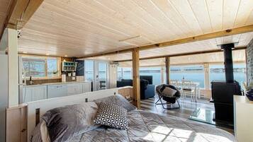 1 室のベッドルーム、WiFi、ベッドシーツ