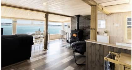 Waterfront Loft with Hot Tub, BBQ and Fire Pit
