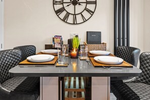 Dining - Hafan Rhos (Colwyn Bay)