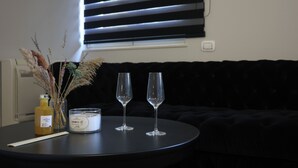 Uklassifisert bilde, 3 av 16, knapp