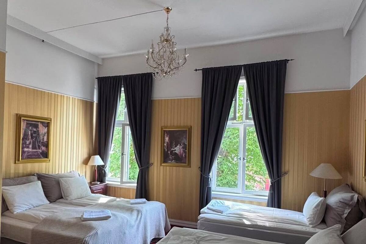 Basic Quadruple Room | WiFi (free), bed sheets