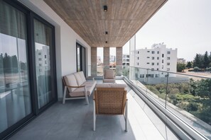 Apartment, 2 Bedrooms, Terrace, City View | Balcony