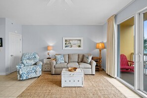 TV - Calypso Resort Tower 2, 2nd Floor, 1bd 2ba (Panama City Beach)