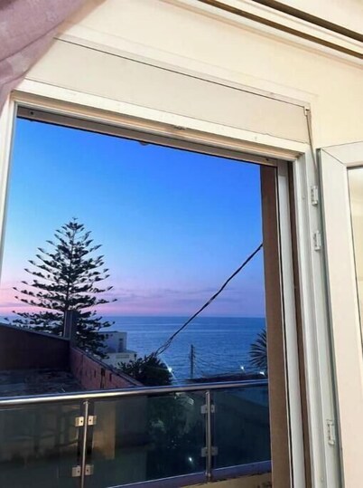Appartement lumineux – Bright Flat near the Beach