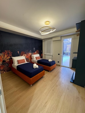 2 chambres, fer et planche à repasser, Wi-Fi gratuit, draps fournis