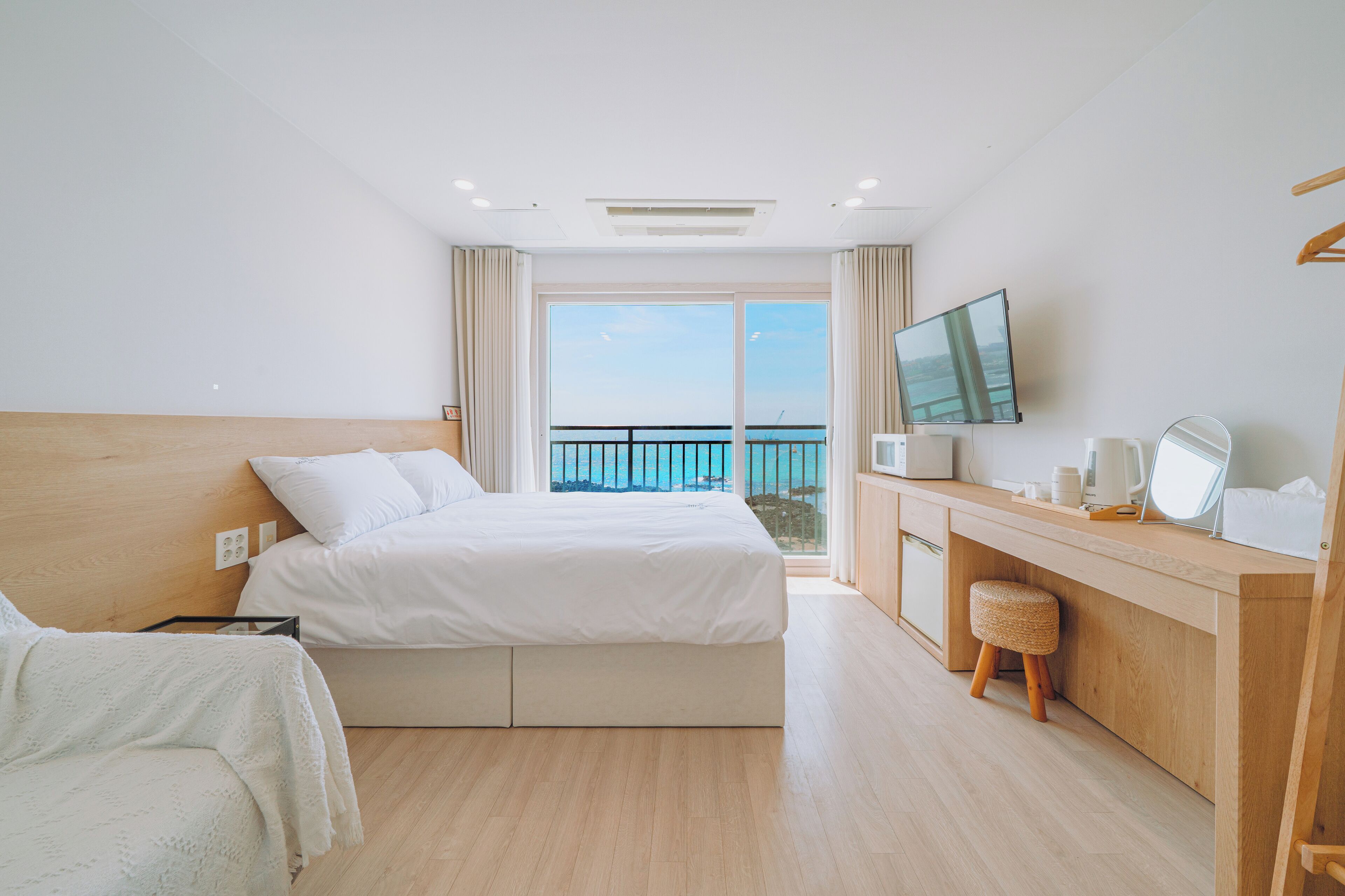 Desk, blackout drapes, iron/ironing board, free WiFi